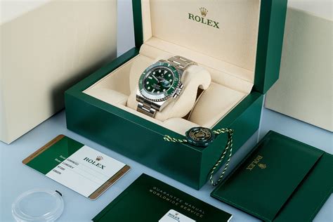 rolex submariner box.